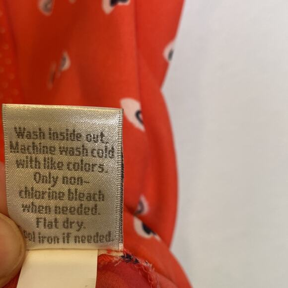 LC Lauren Conrad x Disney Sleeveless Tank Top Heart Print Blouse EUC Sz Sm - Picture 7 of 12